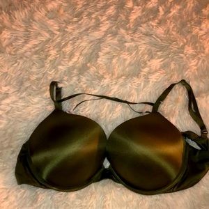Victoria’s Secret Bombshell 36D
